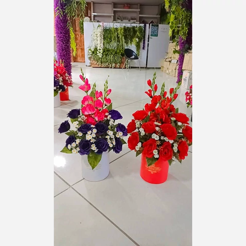 باکس گل مصنوعی متنوع