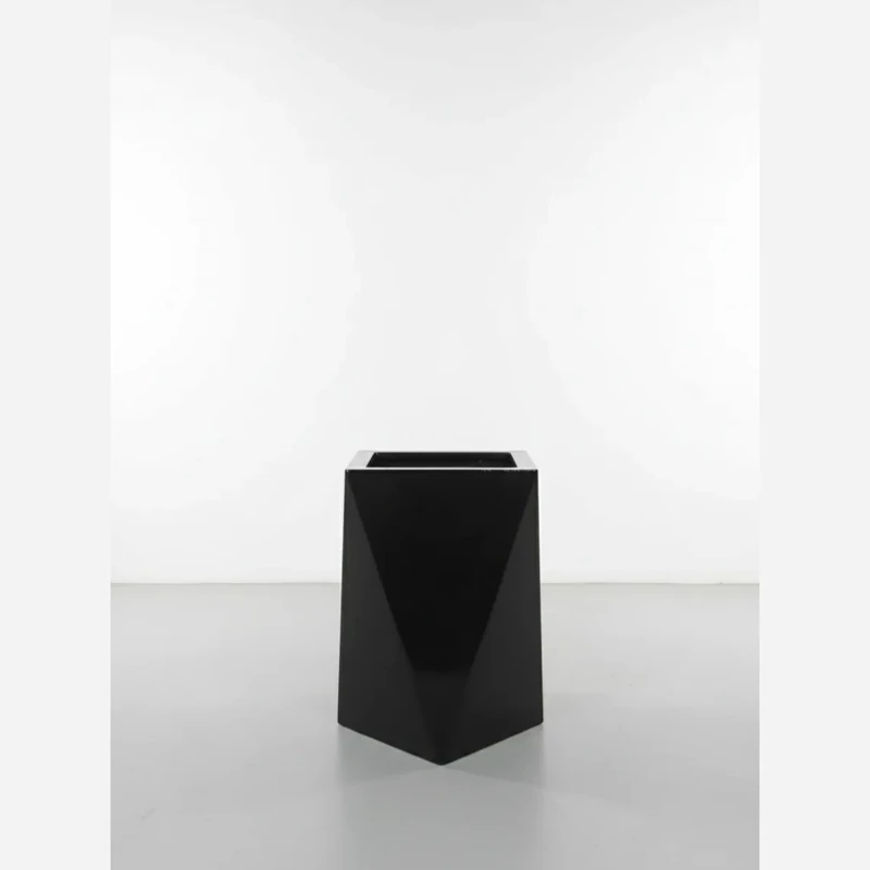 خرید گلدان فایبر گلس