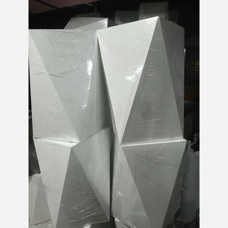 خرید گلدان فایبر گلس سفید